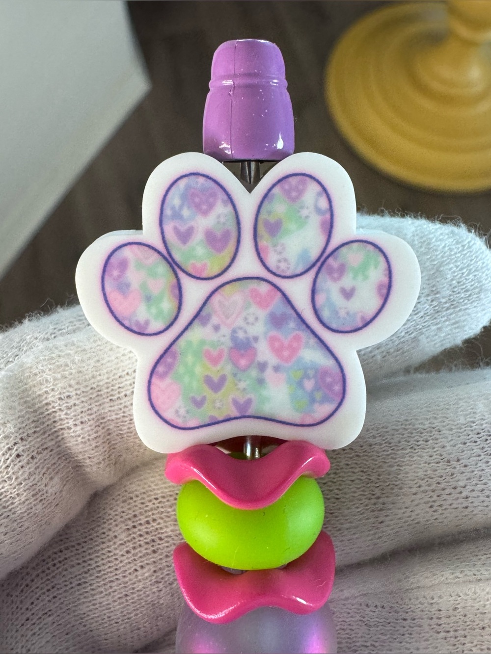 Paw print beaded pen - Picture 3 of 3